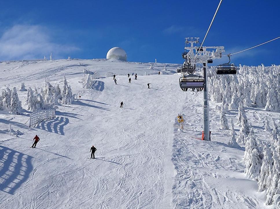 K19 Milmari Resort & Spa Kopaonik Exteriör bild