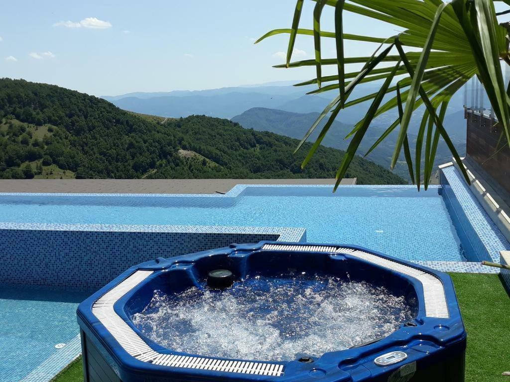 K19 Milmari Resort & Spa Kopaonik Exteriör bild