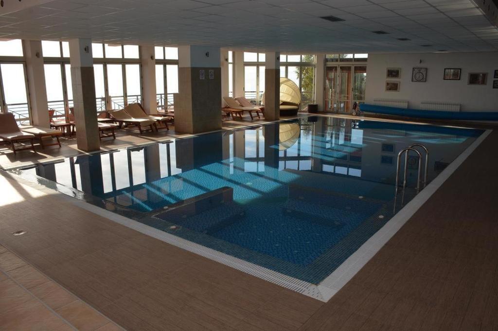 K19 Milmari Resort & Spa Kopaonik Exteriör bild